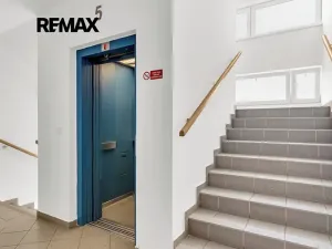 Prodej bytu 2+kk, Praha - Strašnice, Názovská, 60 m2