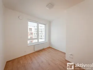 Pronájem bytu 4+kk, Praha - Ruzyně, Stočesova, 106 m2