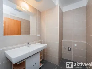 Pronájem bytu 4+kk, Praha - Ruzyně, Stočesova, 106 m2