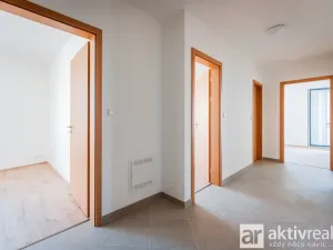 Pronájem bytu 4+kk, Praha - Ruzyně, Stočesova, 106 m2