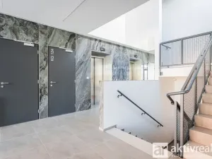 Pronájem bytu 4+kk, Praha - Ruzyně, Stočesova, 106 m2
