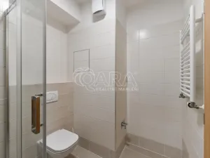 Pronájem bytu 1+kk, Praha - Čakovice, Tryskovická, 33 m2