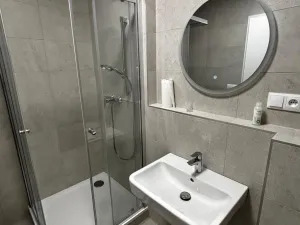 Pronájem bytu 1+kk, Praha - Hlubočepy, Divíškové, 32 m2
