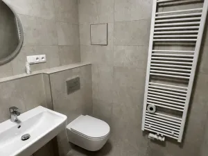 Pronájem bytu 1+kk, Praha - Hlubočepy, Divíškové, 32 m2