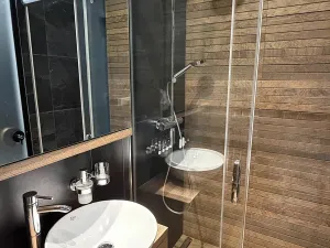 Pronájem bytu 2+kk, Praha - Vršovice, Orelská, 49 m2