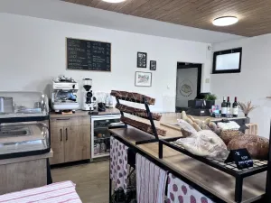 Pronájem obchodního prostoru, Karlštejn, 37 m2