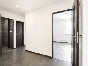 Pronájem bytu 3+1, Plzeň, U Světovaru, 70 m2