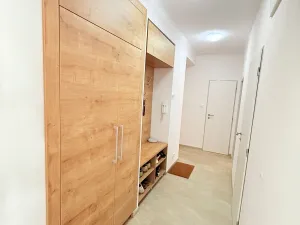 Pronájem bytu 2+1, Plzeň, Pod Záhorskem, 65 m2