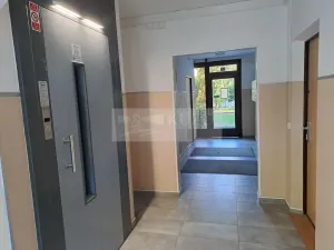 Prodej bytu 3+kk, Praha - Prosek, Bílinská, 54 m2