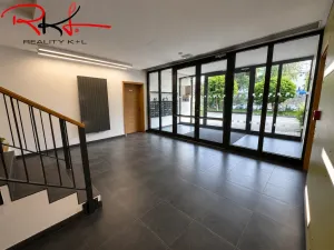 Pronájem bytu 2+kk, Praha, Sousedíkova, 65 m2