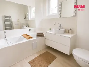 Pronájem bytu 3+1, Karlovy Vary, Libušina, 67 m2