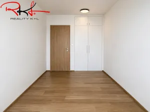 Pronájem bytu 2+kk, Praha, Pod Harfou, 49 m2
