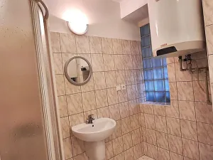 Pronájem bytu 1+kk, Chyňava, Za Humny, 26 m2
