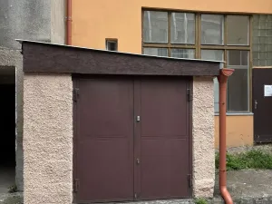 Pronájem garáže, Praha, Klicperova, 9 m2