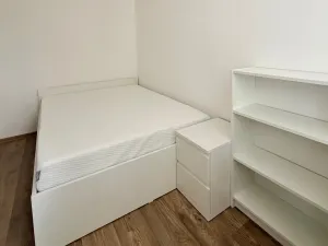 Pronájem pokoje, Hradec Králové - Slezské Předměstí, Markovická, 18 m2