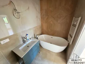 Prodej bytu 4+kk, Karlovy Vary, 101 m2