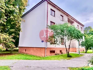 Pronájem bytu 1+1, Ostrava, Garážní, 40 m2