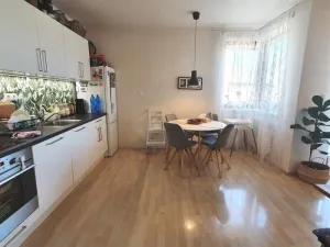 Pronájem bytu 2+kk, Praha, Rižská, 65 m2