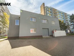 Pronájem obchodního prostoru, Praha - Háje, Hviezdoslavova, 297 m2