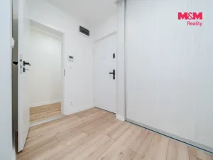 Prodej bytu 2+kk, Ostrava - Poruba, Havlíčkovo náměstí, 42 m2
