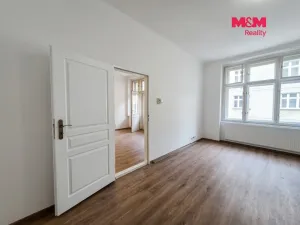 Pronájem bytu 2+kk, Praha - Vršovice, Bulharská, 48 m2