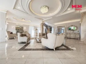Prodej obchodního prostoru, Šestajovice, U Váhy, 356 m2