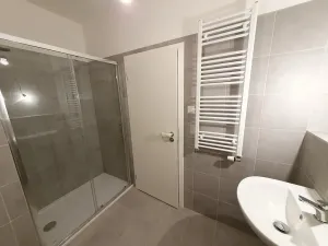 Pronájem bytu 1+kk, Praha - Vysočany, Pod Harfou, 45 m2