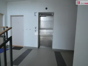Pronájem bytu 2+kk, Praha - Hlubočepy, Silurská, 56 m2