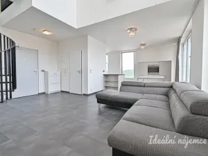 Pronájem bytu 2+kk, Brno - Lesná, Majdalenky, 76 m2