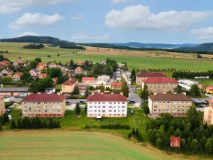 Prodej bytu 2+1, Tmaň, Sídliště, 49 m2