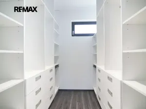 Prodej rodinného domu, Mutěnice, Díly, 220 m2