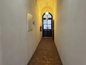 Pronájem bytu 1+1, Praha, Mostecká, 68 m2