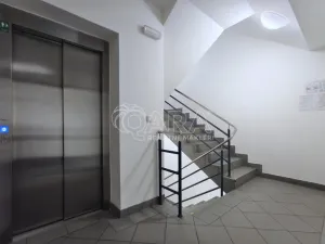 Pronájem kanceláře, Praha - Nusle, Hvězdova, 115 m2