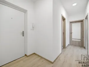 Pronájem bytu 2+kk, Pardubice, U Sportovní školy, 52 m2