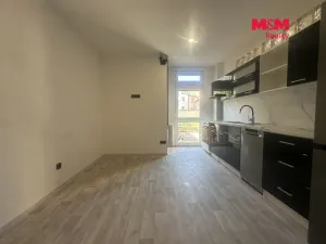 Pronájem bytu 2+kk, Chomutov, Rooseveltova, 33 m2