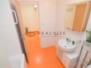 Pronájem bytu 2+kk, České Budějovice, Ledenická, 36 m2