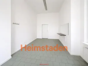 Pronájem kanceláře, Karviná - Nové Město, nám. Budovatelů, 77 m2