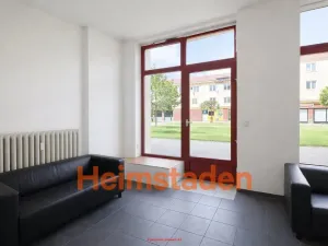 Pronájem kanceláře, Karviná - Nové Město, nám. Budovatelů, 77 m2