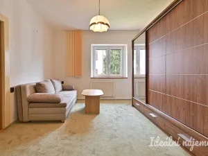 Pronájem bytu 3+1, Brno, Stromovka, 180 m2