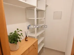 Pronájem bytu 2+kk, Praha, K Zelené louce, 62 m2