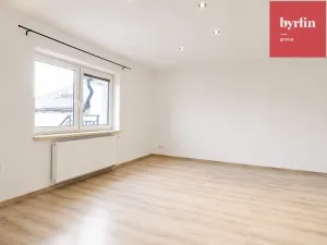 Pronájem bytu 1+1, Kravaře, Opavská, 41 m2
