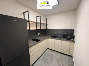 Pronájem skladu, Herink, Hlavní, 1106 m2