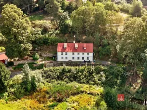 Prodej rodinného domu, Libá, 228 m2