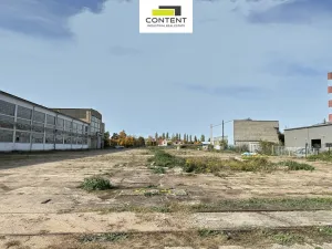 Pronájem komerčního pozemku, Hradec Králové - Kukleny, Pražská třída, 14000 m2