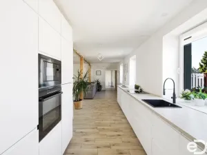 Prodej rodinného domu, Dobrovice, Husova ulice, 213 m2
