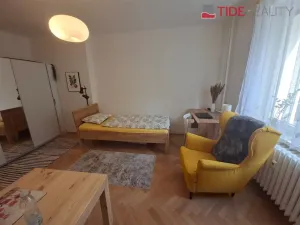 Pronájem bytu 1+kk, Praha - Břevnov, Nad Kajetánkou, 26 m2