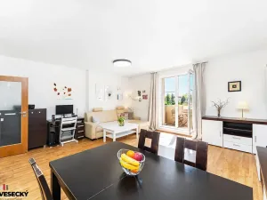 Prodej bytu 3+kk, Praha - Třeboradice, Špeciánova, 74 m2