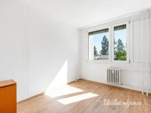 Pronájem bytu 2+kk, Praha, Novodvorská, 39 m2