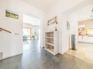 Prodej rodinného domu, Praha - Běchovice, Václava Kovaříka, 328 m2