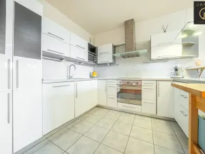 Prodej bytu 3+kk, Praha - Modřany, Semická, 86 m2